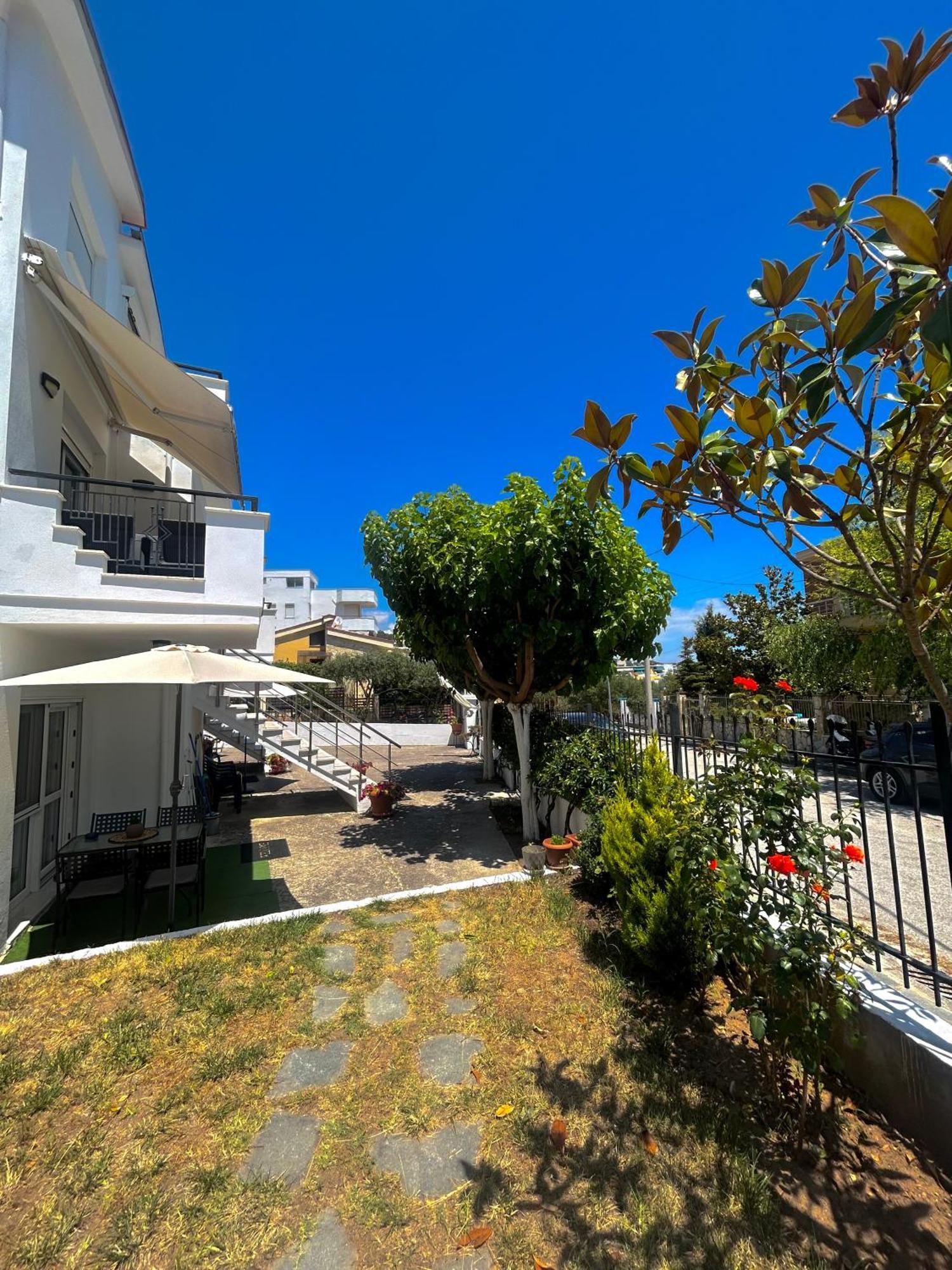 White Paradise Palaiontsiflikion Exterior foto