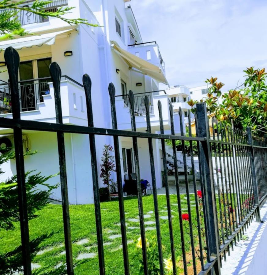 White Paradise Palaiontsiflikion Exterior foto